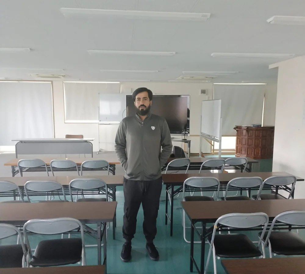 Faruukh Nadeem visiting an international classroom and learning environment